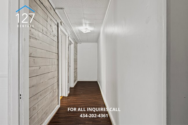 Foto del edificio - Cozy Upstairs 1-Bedroom Apartment in Fort ...