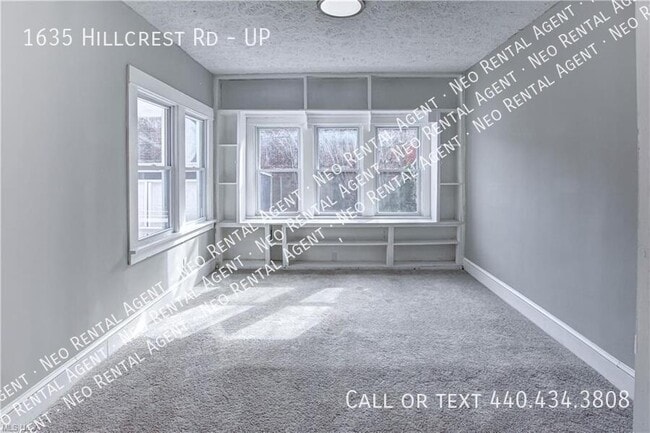 Foto del edificio - 1635 Hillcrest Rd