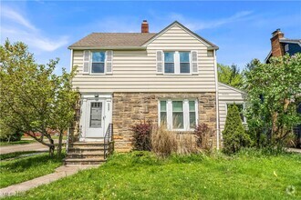 Building Photo - 3557 Silsby Rd