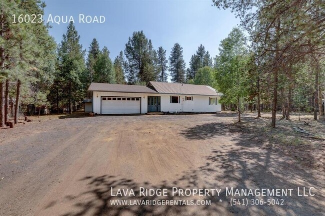 Building Photo - 16023 Aqua Rd