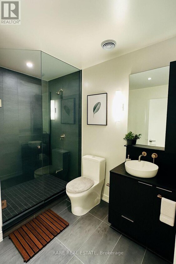 Photo du bâtiment - 110 Broadway Ave