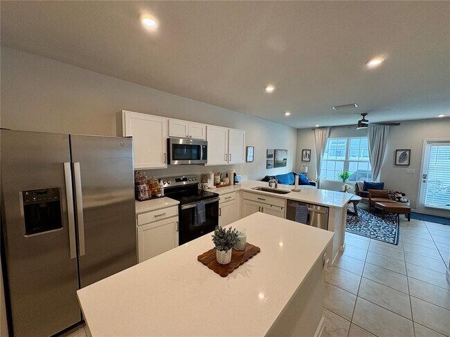 Foto del edificio - 4644 Old Blush St