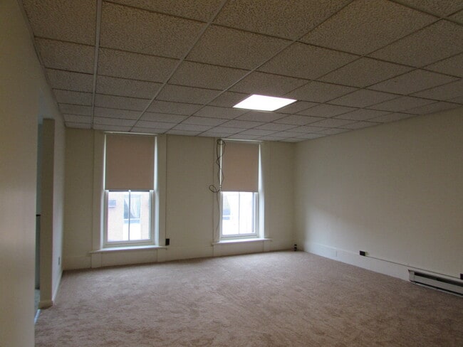 Building Photo - RCOP136
