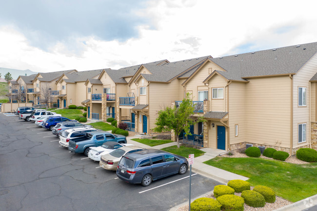 Building Photo - Reserve at Castle Highlands Apartments