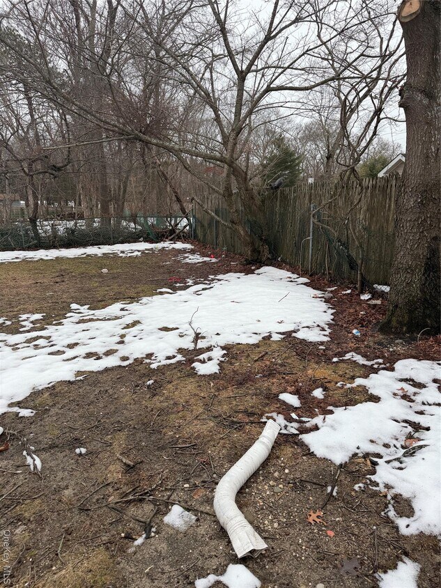 Foto del edificio - 546 Granny Rd