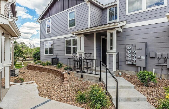 Foto del edificio - Spacious 4BR Townhome in Parker Spacious C...