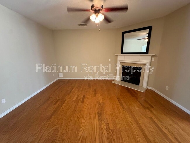 Building Photo - 3135 Millington Pl