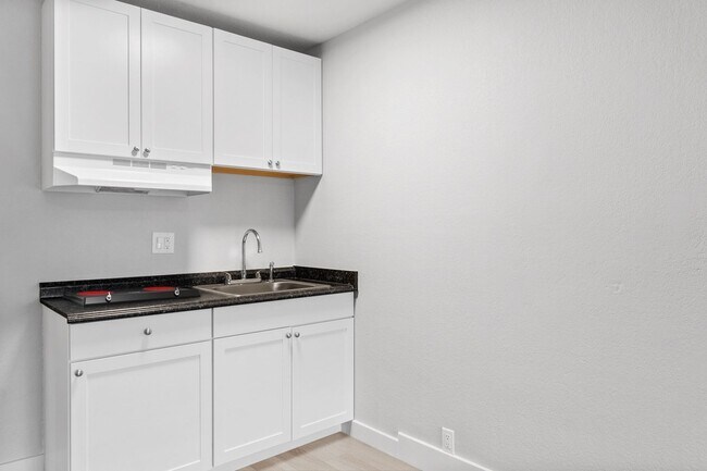 Interior Photo - Vista De Luna