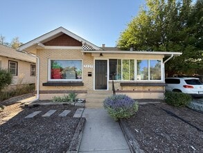 Building Photo - 2127 N Greenwood St