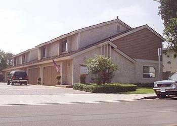 Building Photo - 408 Clay Ave