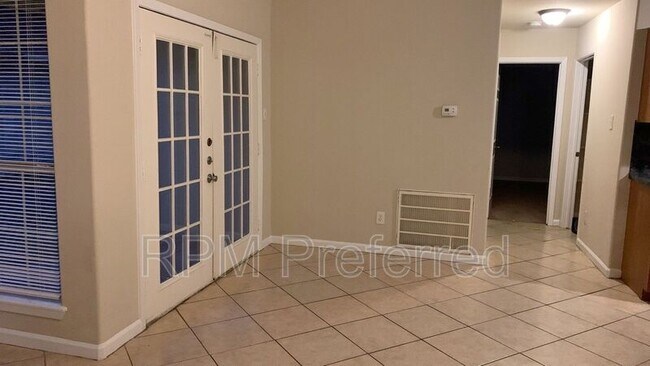 Foto del edificio - 3126 Cottonshire Dr