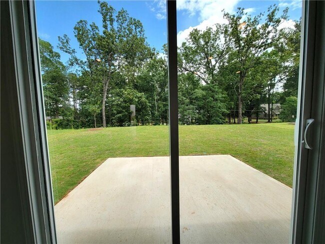 Foto del edificio - 416 Golden Eagle Pkwy