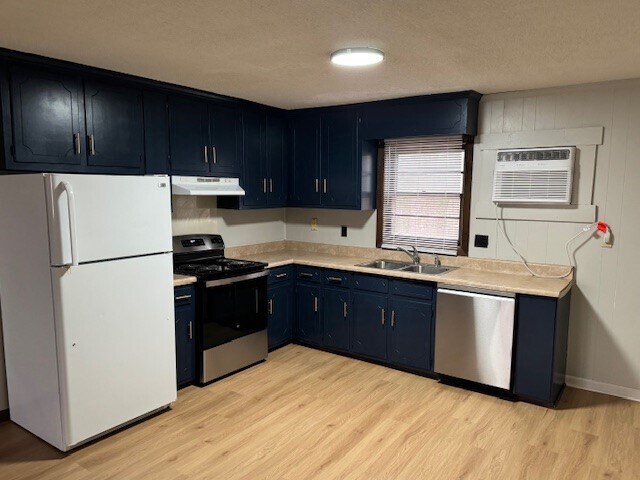 Foto del edificio - 1568 Barringer St