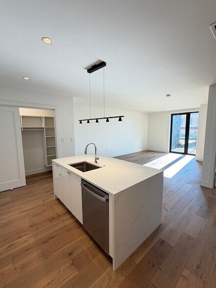 Foto del edificio - 1121 Dorchester Ave