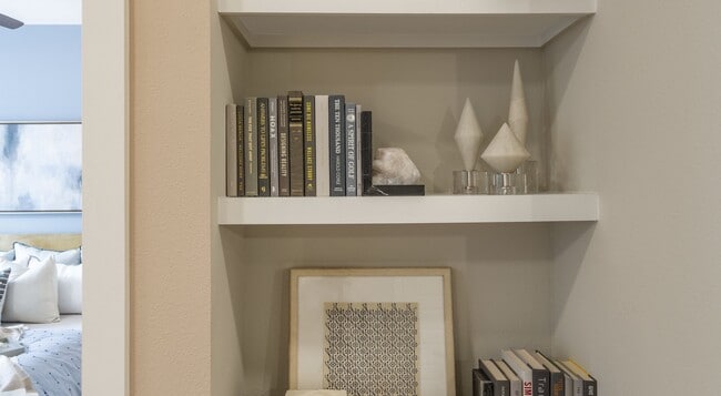 Building Photo - Start Fresh with 1 Month Free Rent
