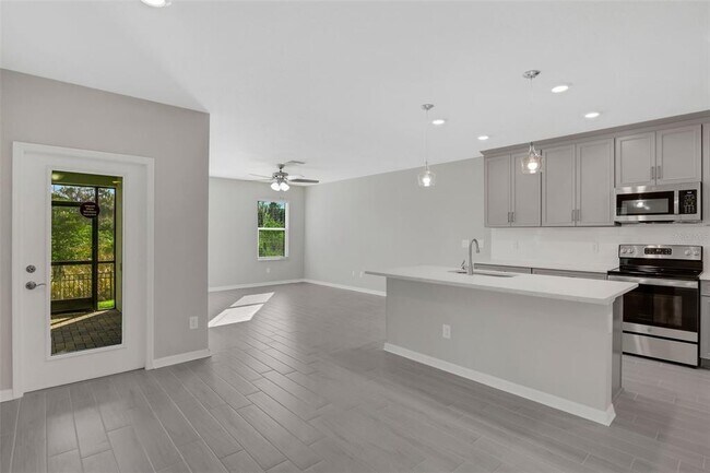 Building Photo - 5634 Tripoli Dr