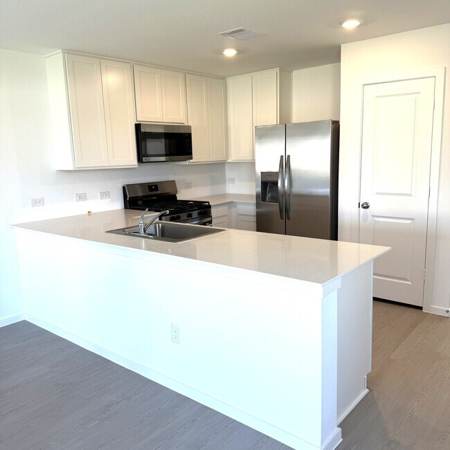 Foto del edificio - 6151 Sunburst Scarlett St