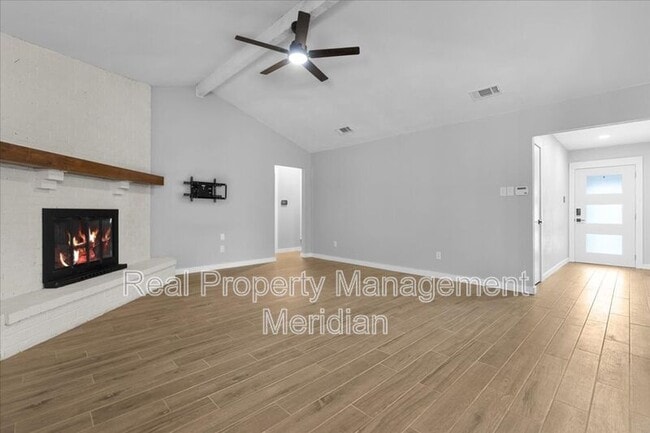 Building Photo - 8725 Irongate Dr