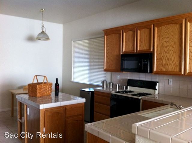 Foto del edificio - 3 br, 2 bath House - 8073 Bothwell Drive