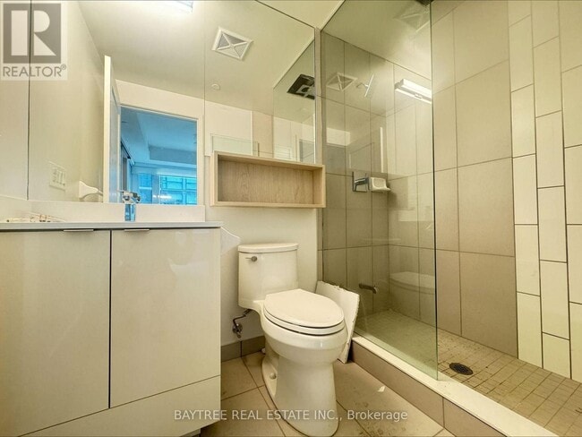 Building Photo - 60 Princess St