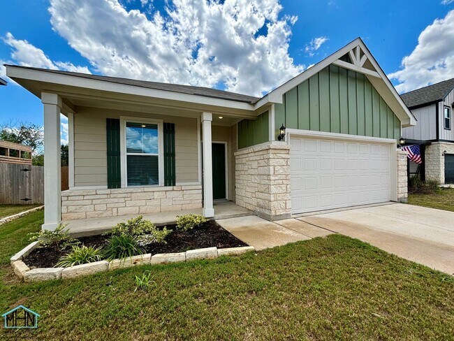 Building Photo - Gorgeous 3 bed/2 bath home, located just m...