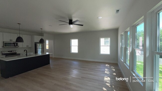 Building Photo - 1807 Liberia St
