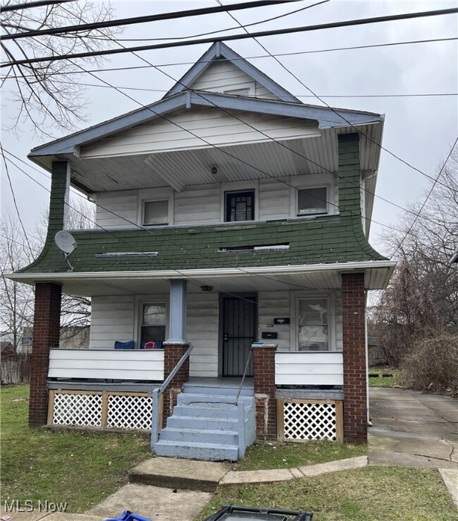 Building Photo - 719 E 162nd St