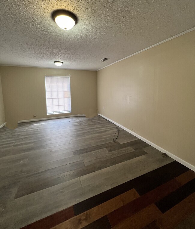 Building Photo - 12284 Lake Charles Hwy