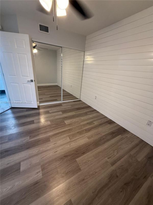 Building Photo - 8365 SW 152nd Ave