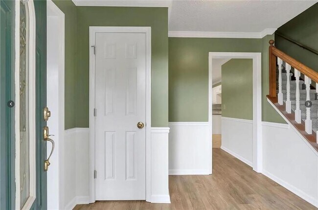 Foto del edificio - 1880 Meadowchase Ct