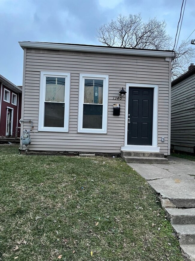 Building Photo - 1340 S Preston St
