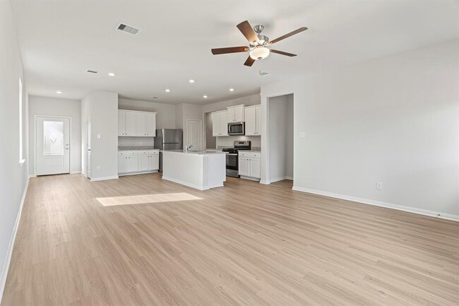 Foto del edificio - 10811 Hickory Ln