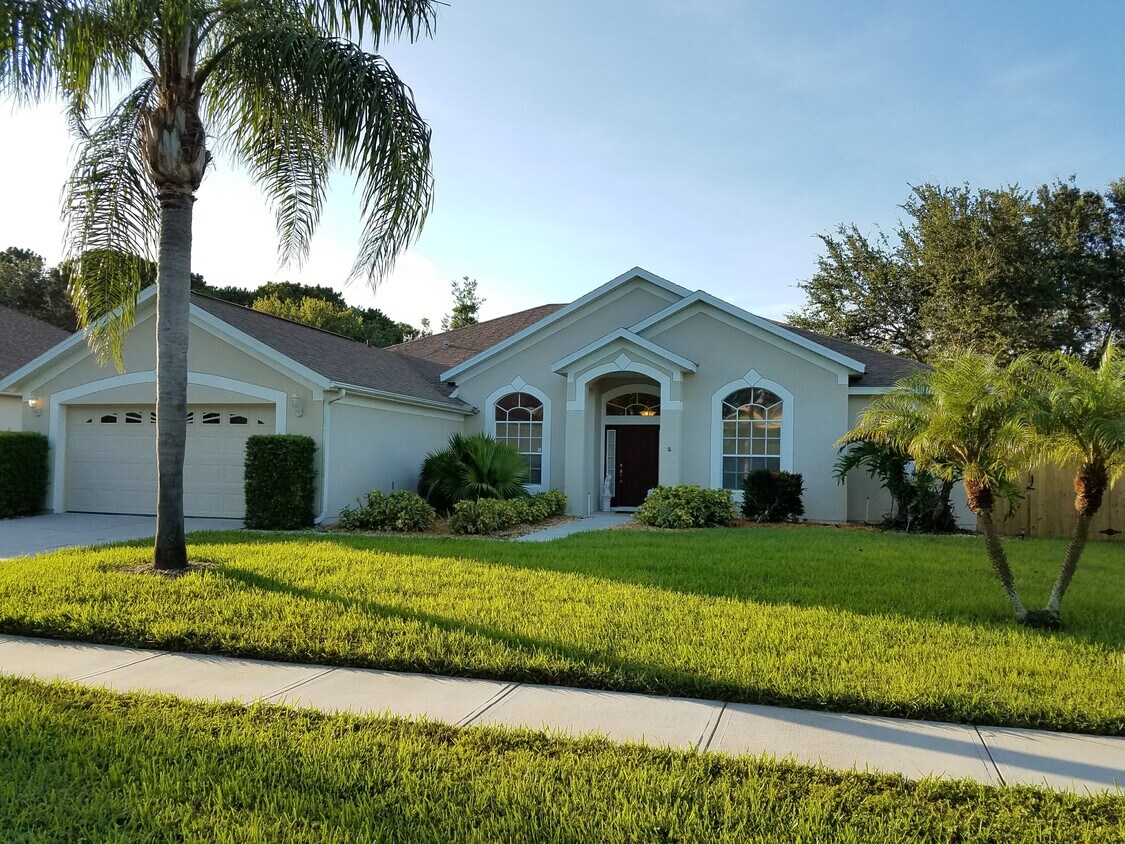 435 Heathrow Cir, Rockledge, FL 32955 House for Rent in Rockledge, FL