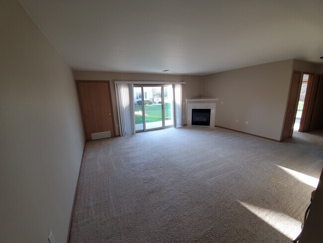 Sala de estar - 967 Roseland Dr