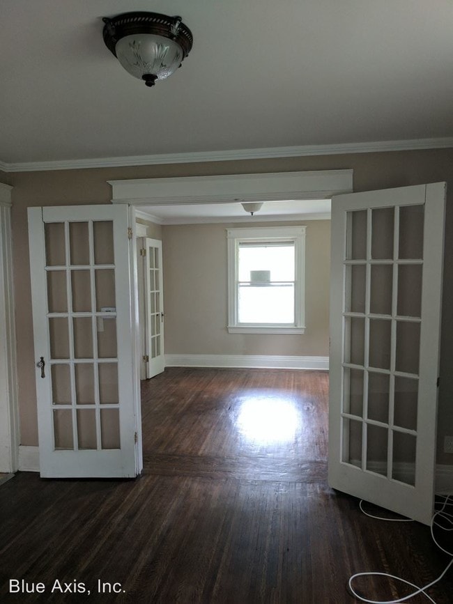 Building Photo - 3 br, 1 bath House - 406 Genesee Park Blvd 1