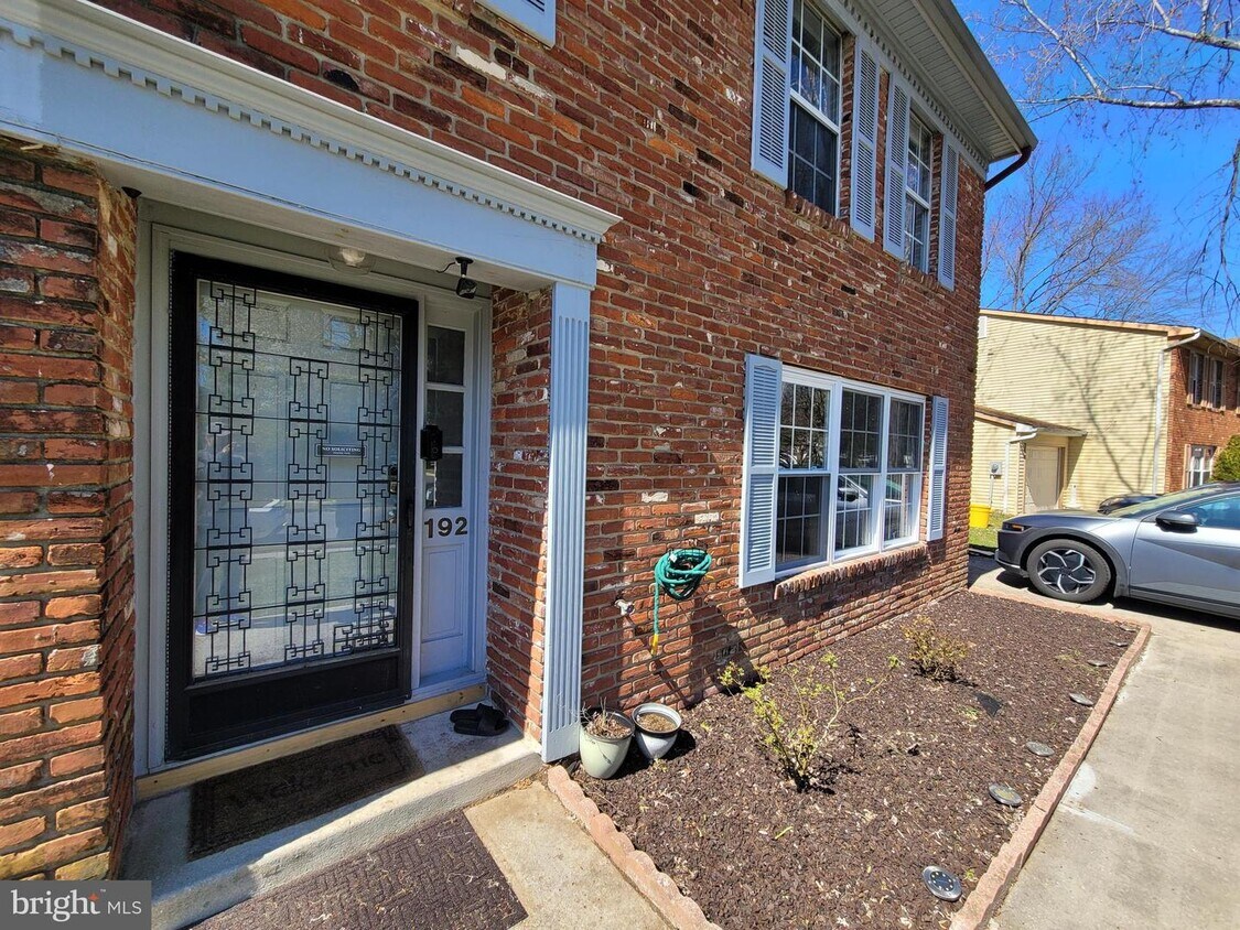 192 Peregrine Dr, Voorhees Township, NJ 08043 House for Rent in Voorhees Township, NJ