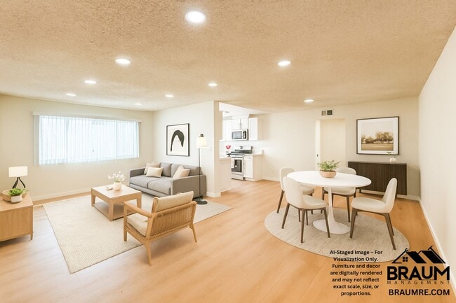 Building Photo - 221 W Elm Ave