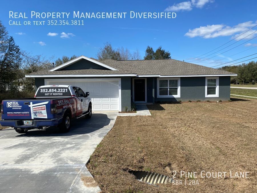 Primary Photo - 2 Pine Ct Ln