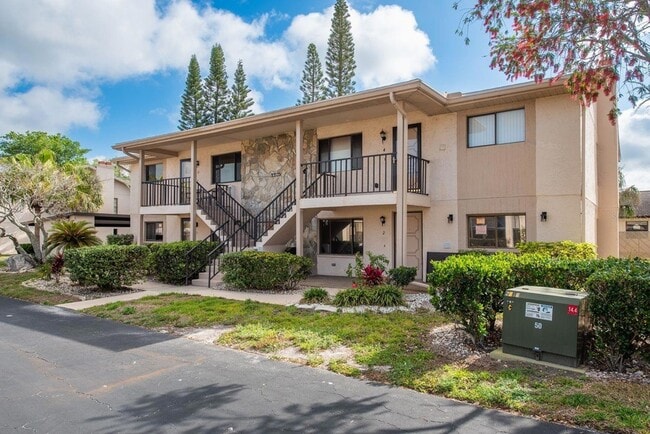 Building Photo - 9910 Eagles Point Cir