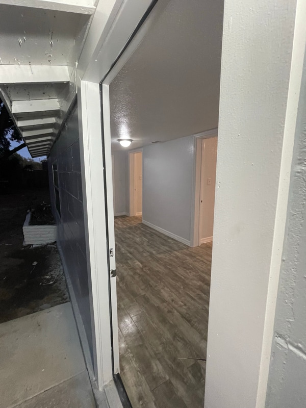 Foto del edificio - 1335 E Bay St