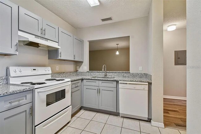 Building Photo - 6447 Cypressdale Dr