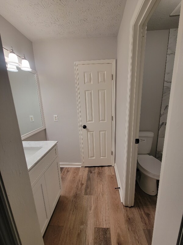 Building Photo - 2292 Wellington Cir
