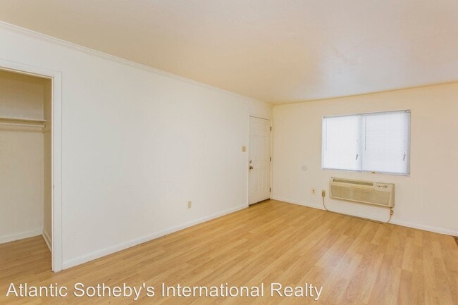 Building Photo - 2 br, 1 bath House - 1801 Bower St. Unit C1