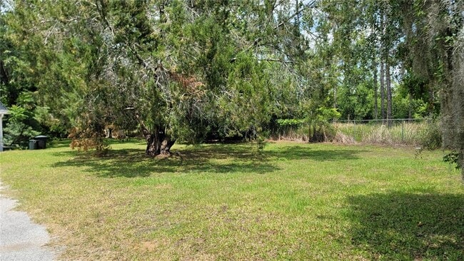 Building Photo - 36445 Trilby Rd