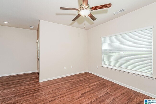 Foto del edificio - 6380 Rainbow Row