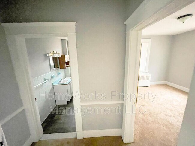 Foto del edificio - 7712 Old Harford Rd
