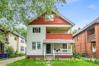 Building Photo - 3519 W 100th St