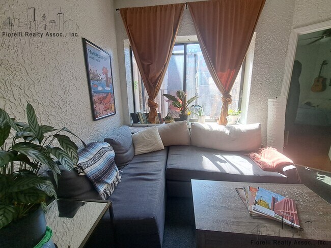 Foto del edificio - 75 N Margin St