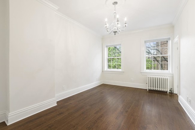 Building Photo - 306 Bleecker Street