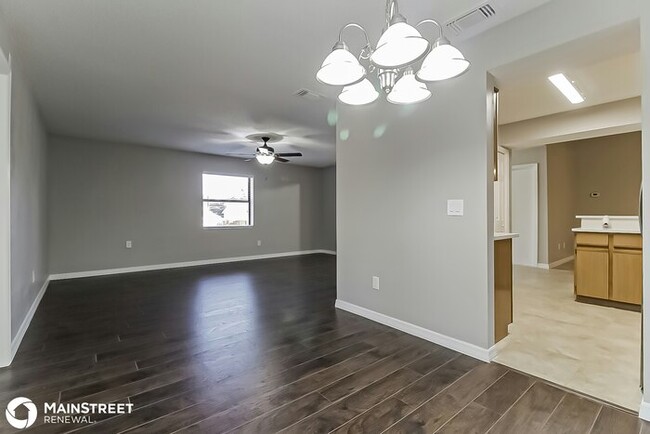 Building Photo - 1583 Fentress Ave, Deltona, FL 32738